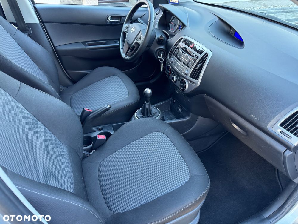Hyundai i20 1.2 BlueDrive Classic + - 18