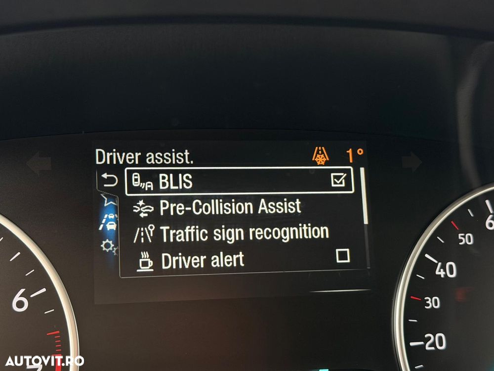 Ford EcoSport 1.0 EcoBoost Titanium - 28