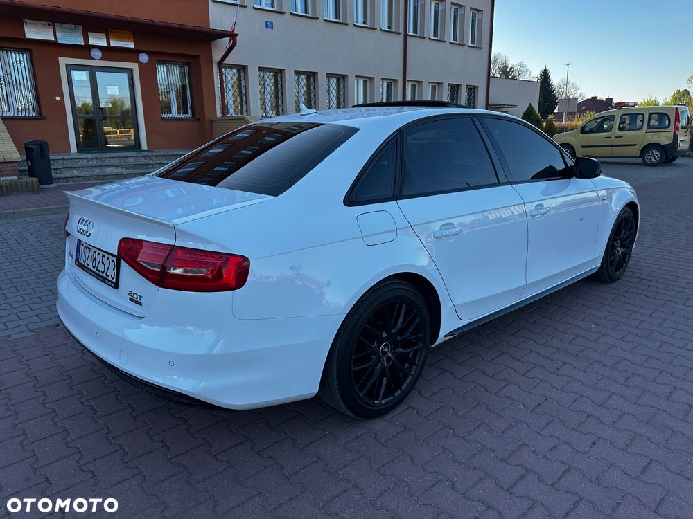 Audi A4 Limousine - 10