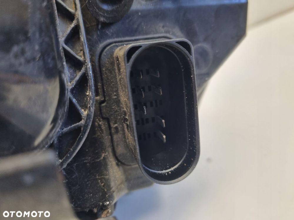 LAMPA PRAWA Ford Focus MK2 04-11r PRZEDNIA PRAWY PRZÓD 4M51-13W029-KC - 7