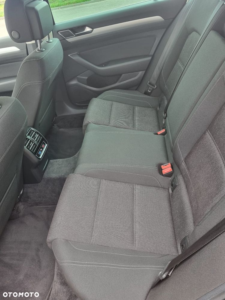 Volkswagen Passat Variant 2.0 TDI (BlueMotion Technology) Comfortline - 20