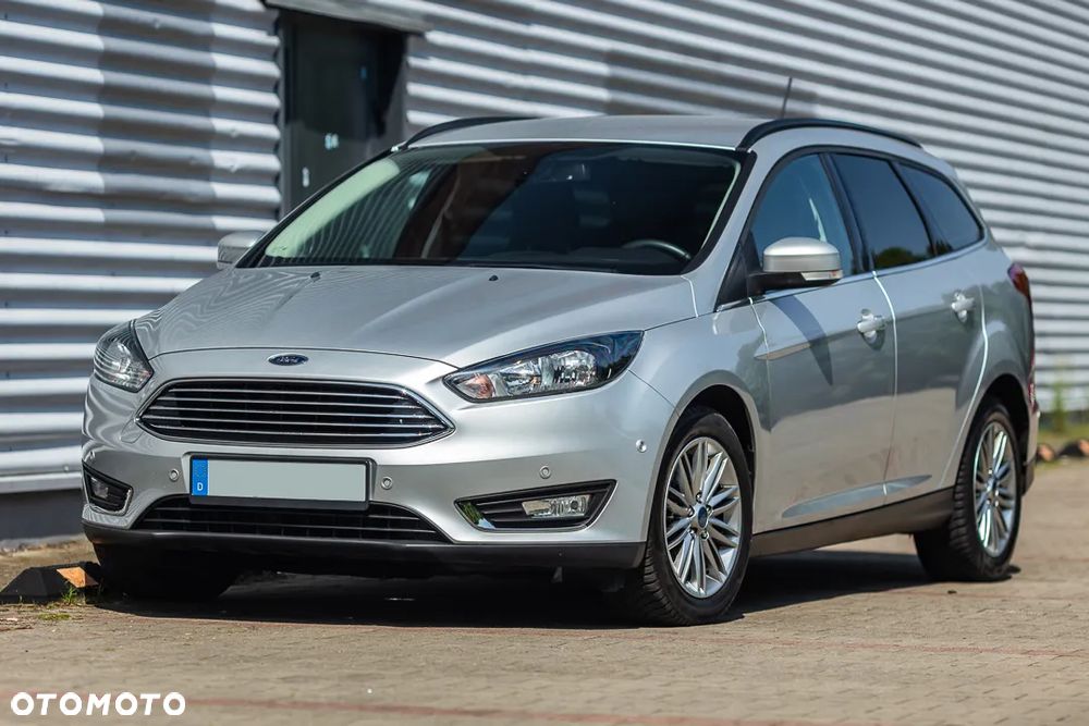 Ford Focus - 1