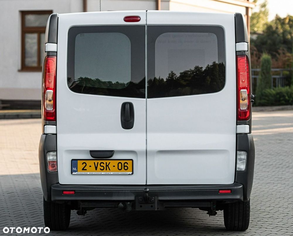 Renault Trafic - 13