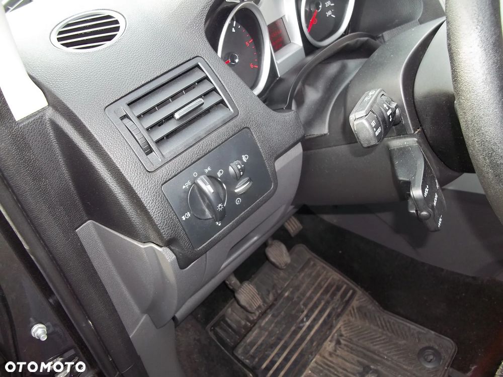 Ford Kuga - 12