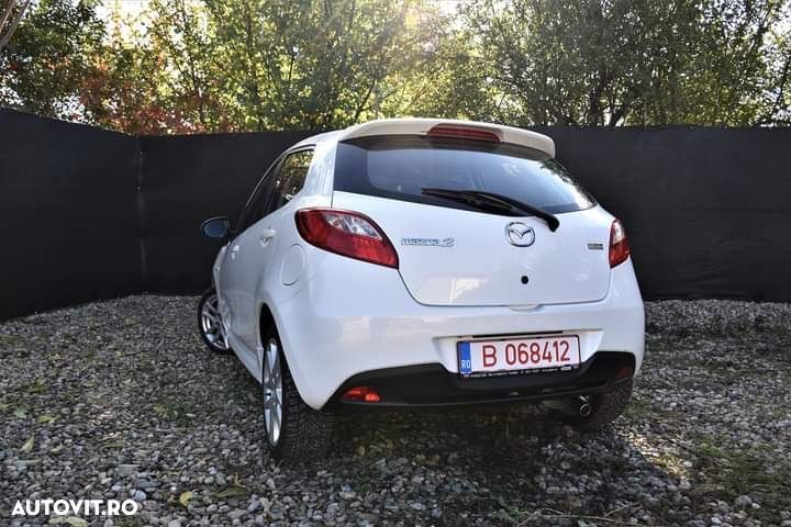 Mazda 2 1.5i GTA - 7