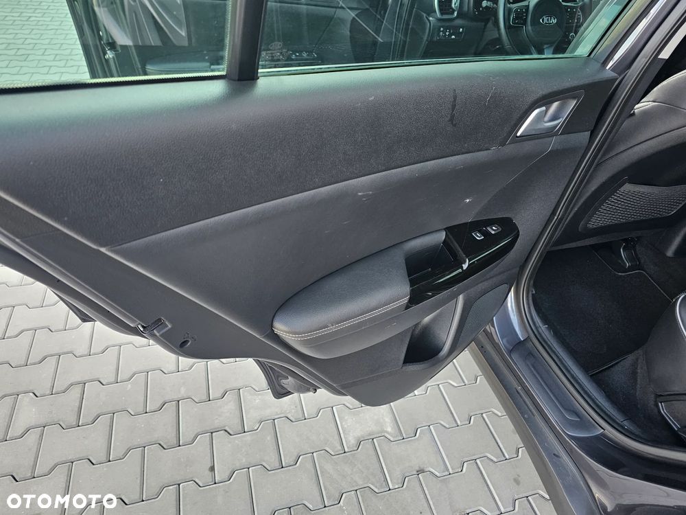 Kia Sportage 1.6 GDI 2WD ISG Vision - 16