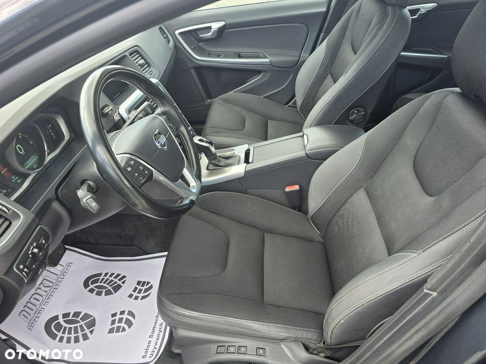 Volvo V60 - 16
