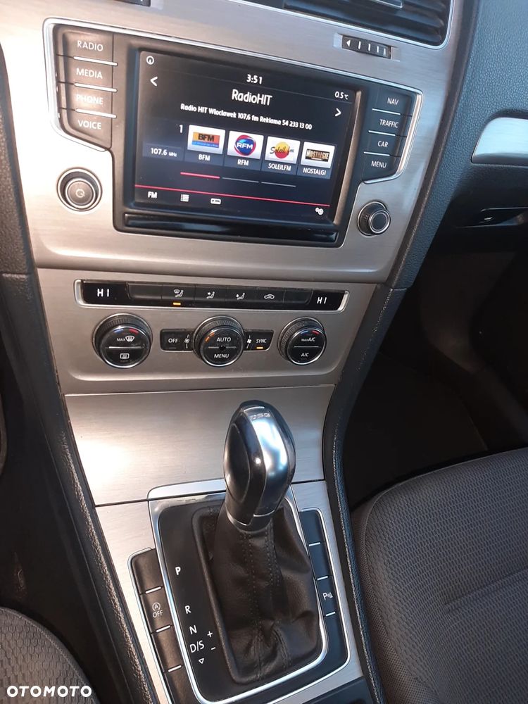 Volkswagen Golf 1.6 TDI BlueMotion Technology DSG Comfortline - 8