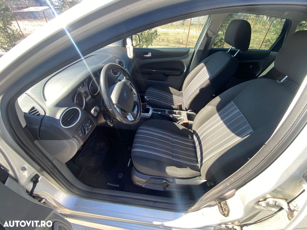 Ford Focus 1.6 TDCi Anniversary - 21