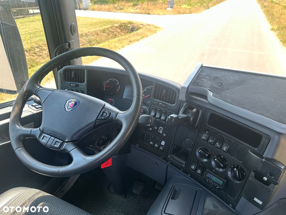 Scania P320 6x2 cala na Poduszce Dzienna Rama Beczka Laweta - 24