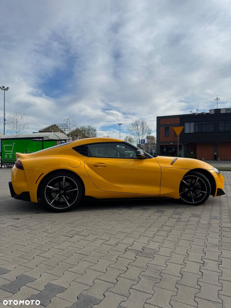 Toyota Supra 3.0 Turbo - 8