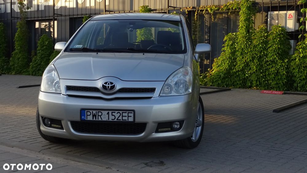 Toyota Corolla Verso 1.8 Sol 7os - 1