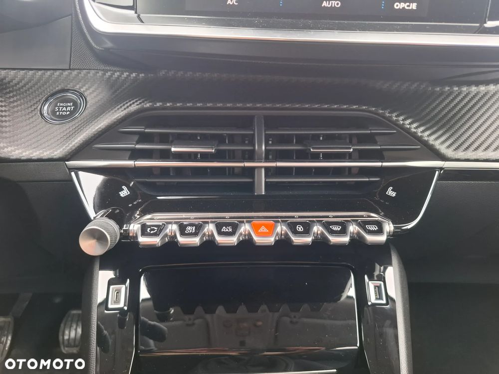 Peugeot 2008 1.2 PureTech Allure S&S EAT8 - 25