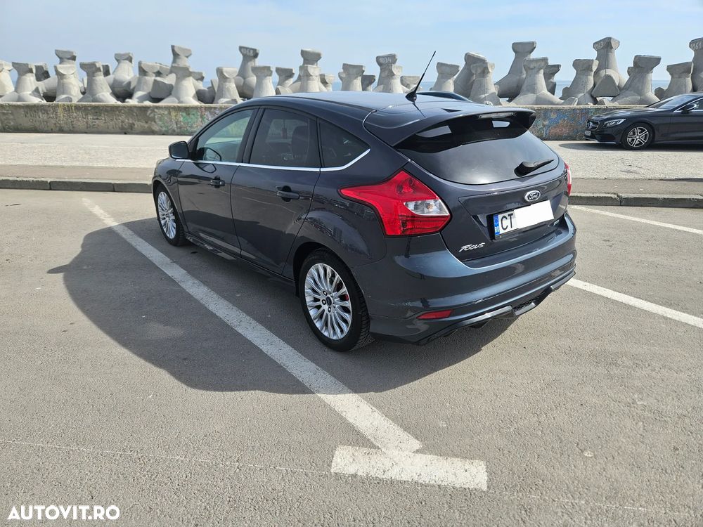Ford Focus 1.6 Ecoboost Start Stop Titanium - 4
