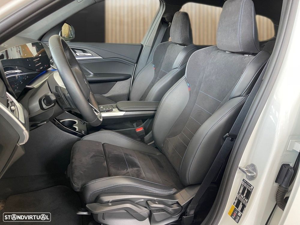 BMW iX1 eDrive20 M Sport Pack - 10