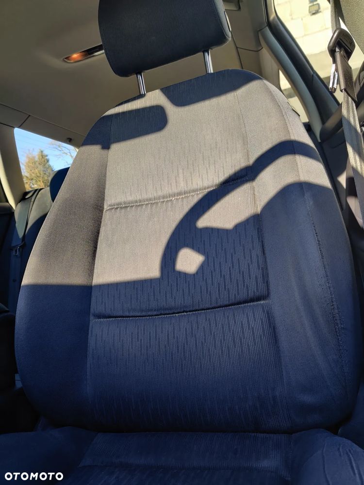 Audi A4 Avant 2.0 TDI - 17