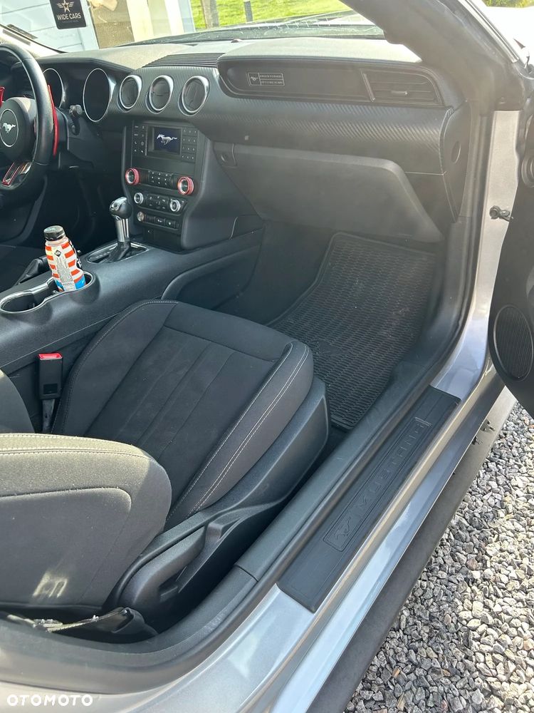 Ford Mustang 2.3 Eco Boost - 12