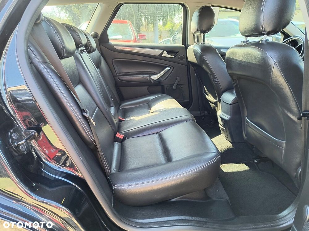 Ford Mondeo - 12