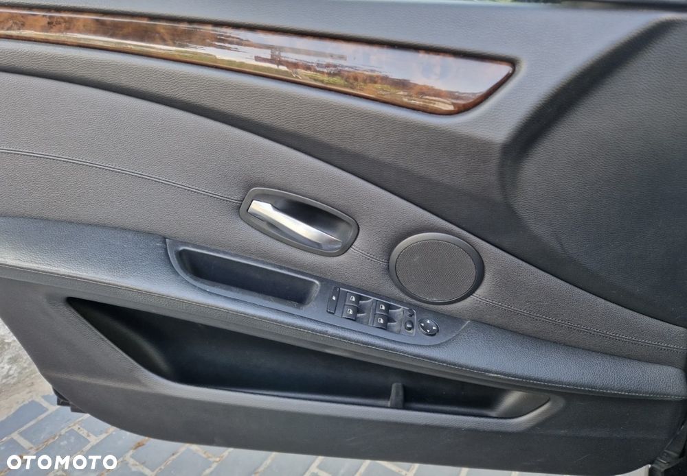 BMW Seria 5 - 10