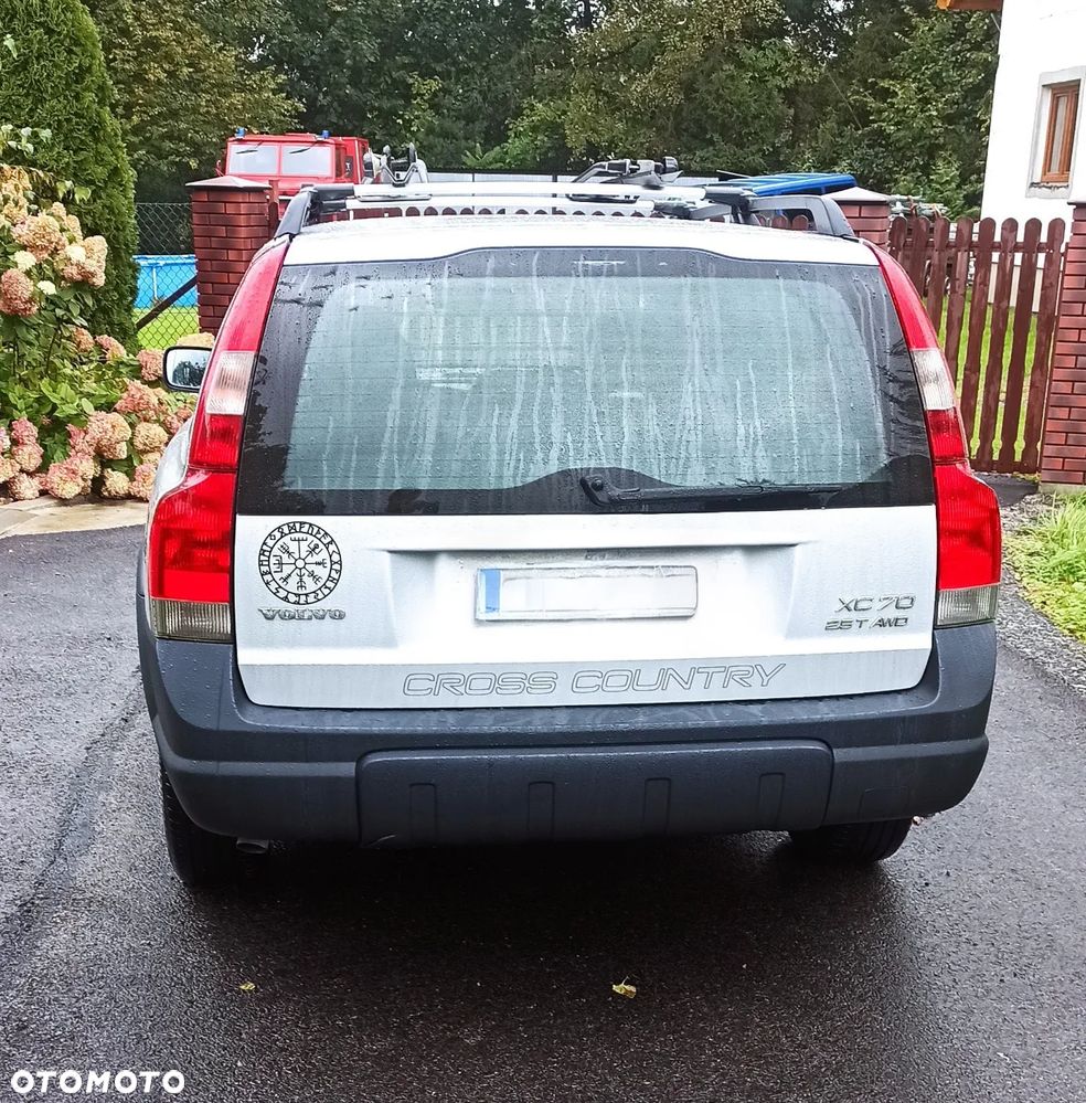 Volvo XC 70 AWD - 4