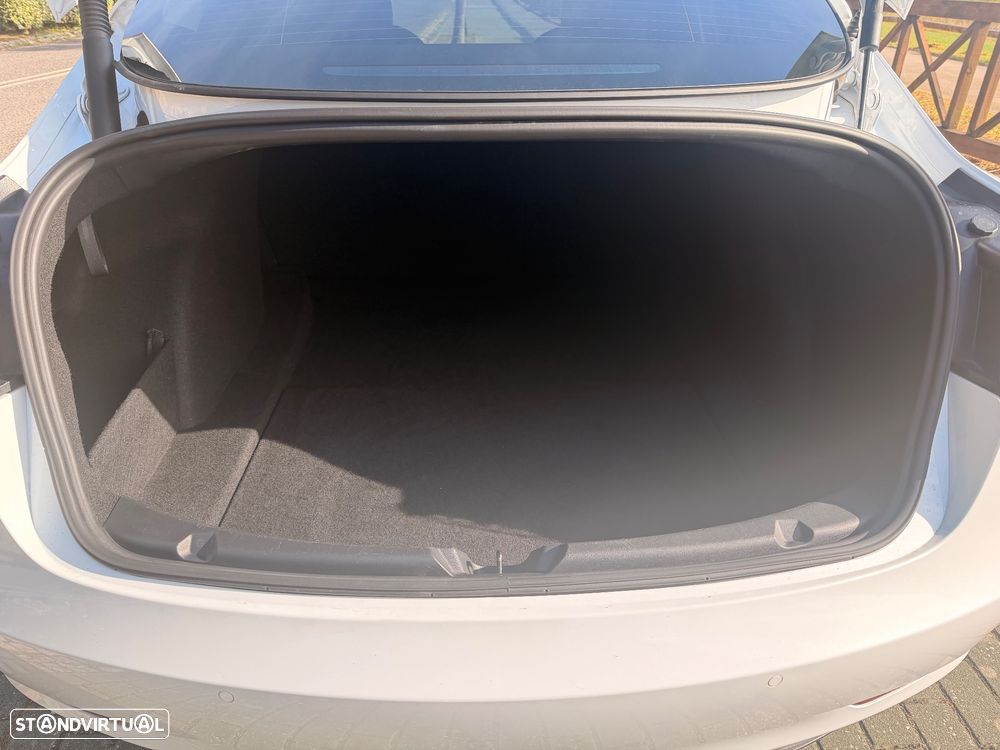 Tesla Model 3 Performance Dual Motor AWD - 12