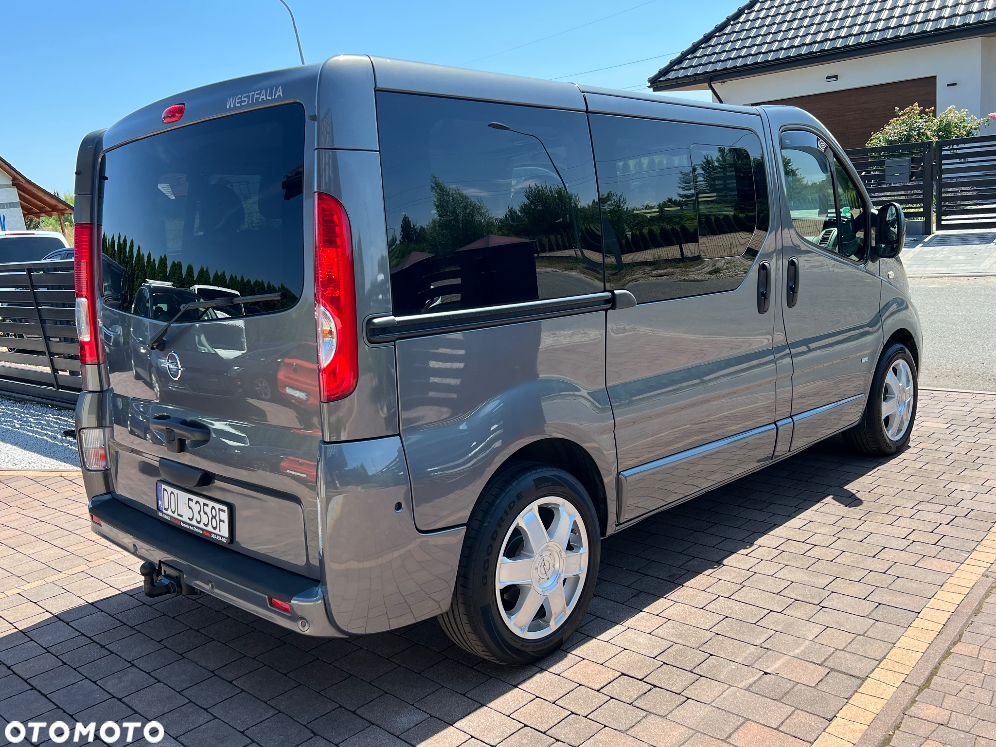 Opel Vivaro 2.0 CDTI L1H1 Life Cosmo - 16