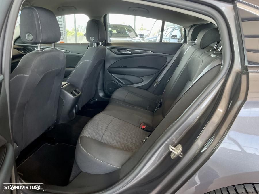 Opel Insignia Grand Sport 1.5 D Business Edition - 22