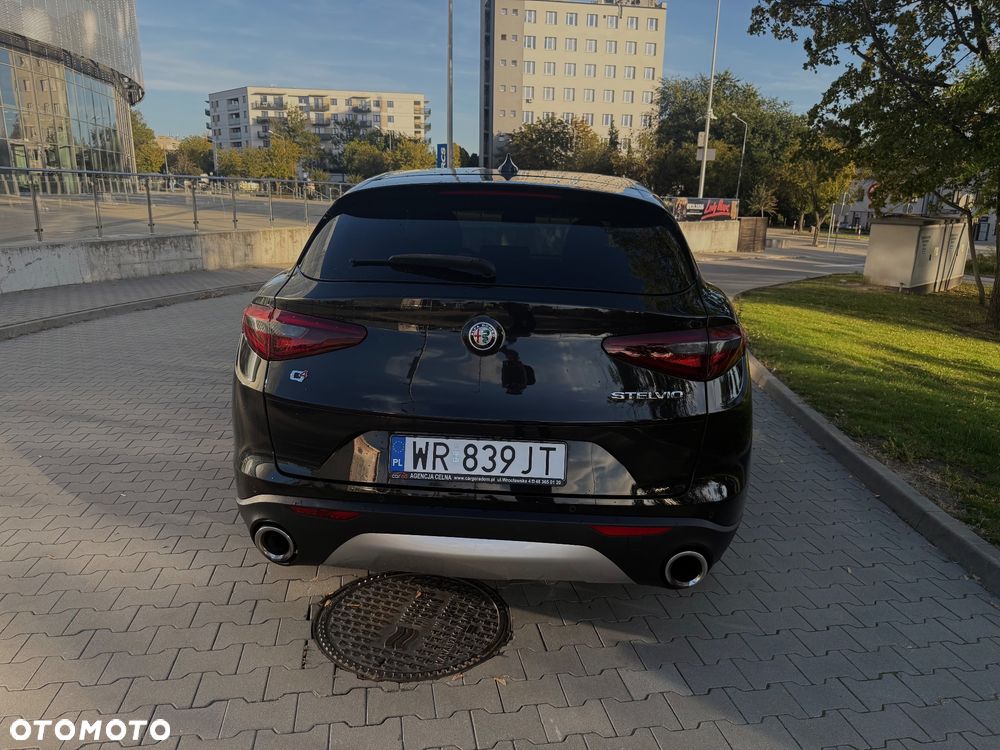 Alfa Romeo Stelvio 2018 photo 4
