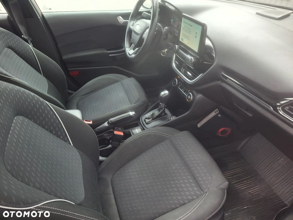 Ford Fiesta 1.0 EcoBoost S&S TITANIUM - 23