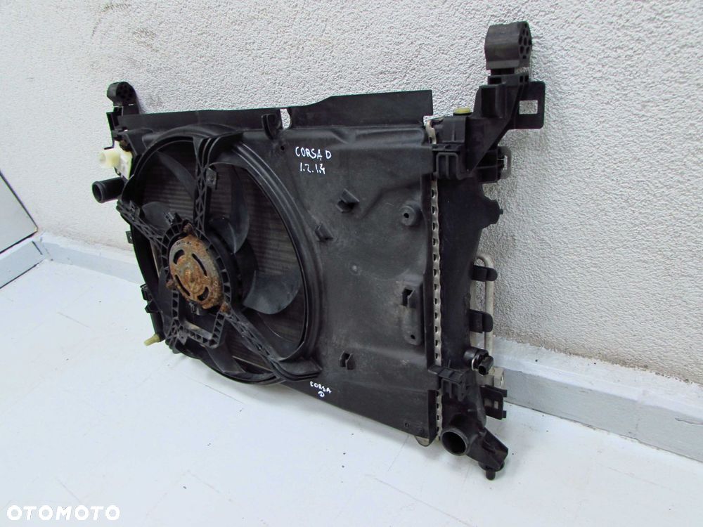 OPEL CORSA D 1.2 1.4 CHLODNICA WODY KLIMATYZACJI 13249564 R3814004 - 2