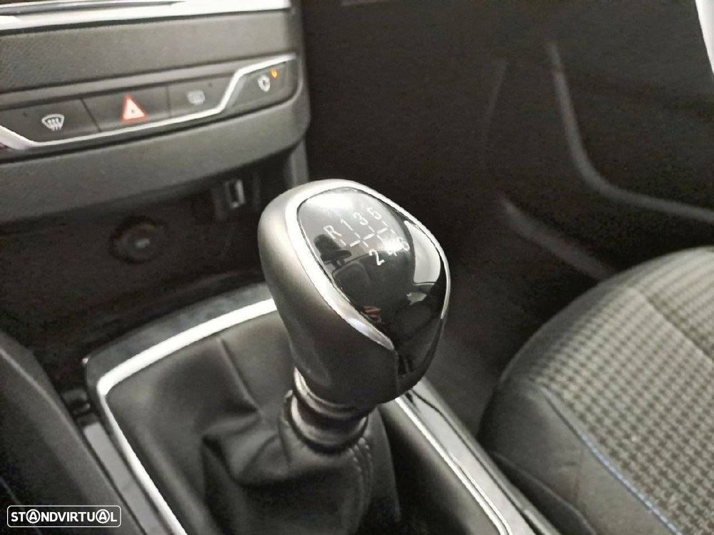 Peugeot 308 1.5 BlueHDi Style - 23