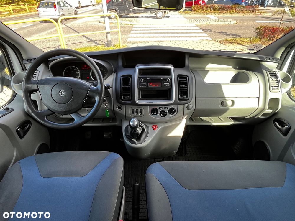 Renault Trafic 2013 photo 3