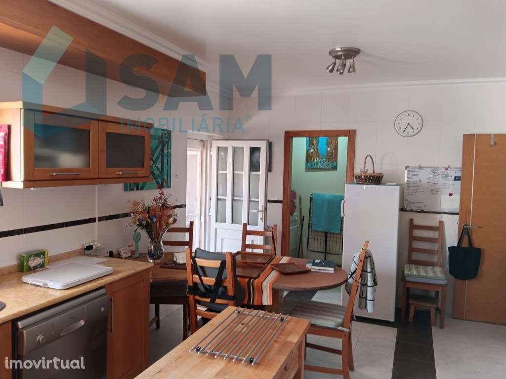 Excelente Moradia T3 com Piscina, Garagem e Zona de Lazer - Grande imagem: 5/39
