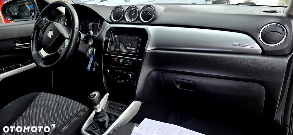 Suzuki Vitara 1.6 DDiS (4x4) Allgrip Comfort - 32