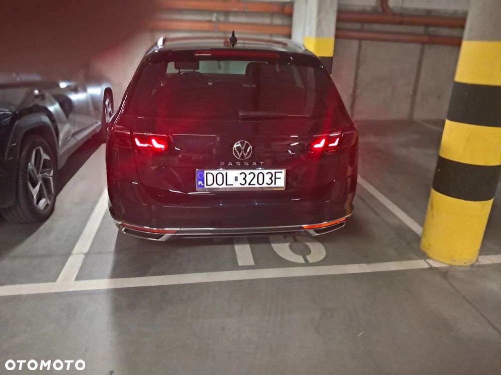 Volkswagen Passat Variant 2.0 TDI SCR DSG Business - 15