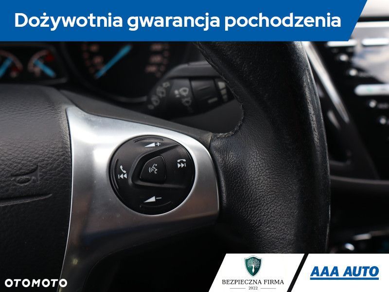 Ford Kuga - 20