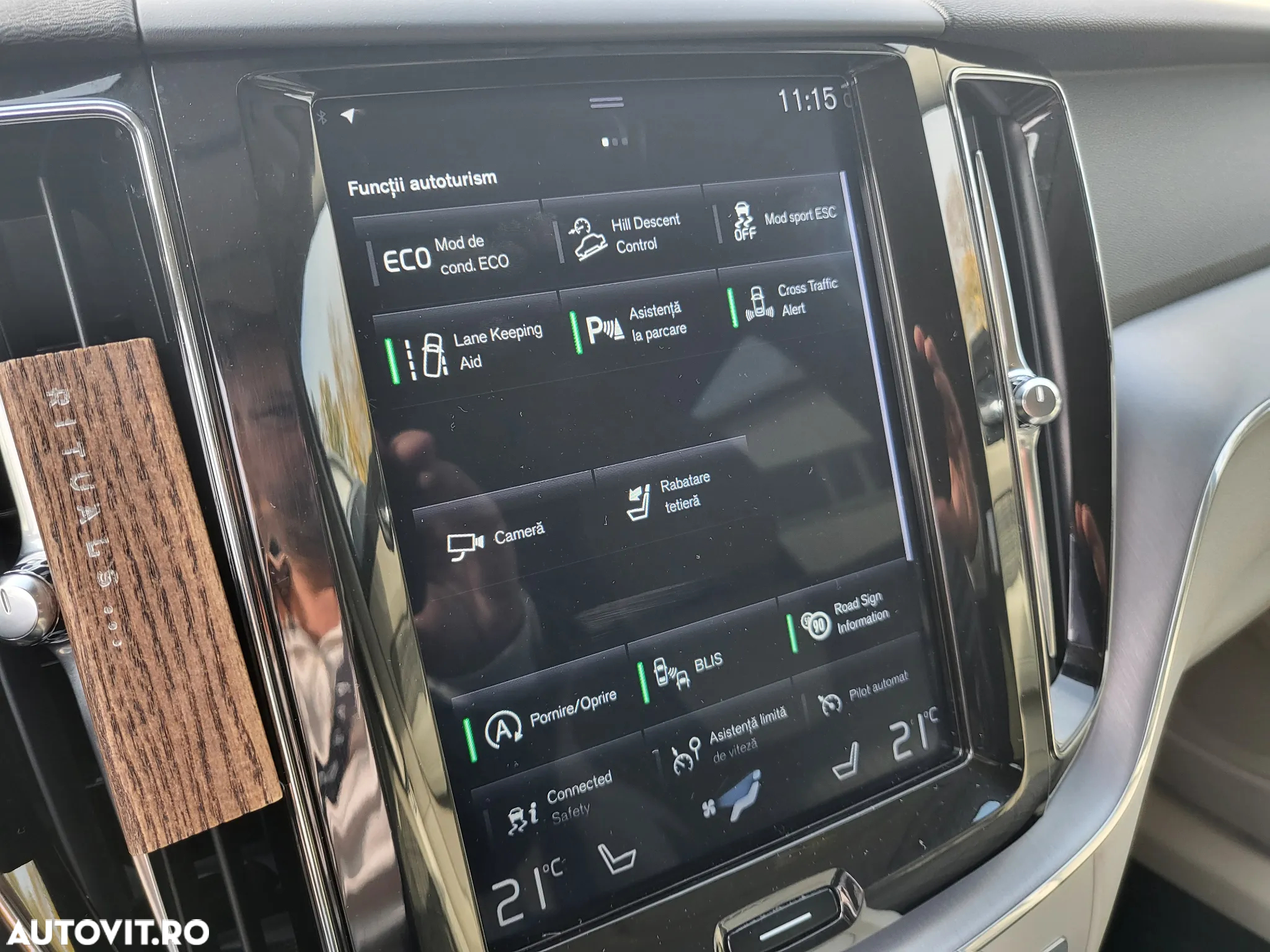 Volvo XC 60 D4 AWD Geartronic Momentum - 20