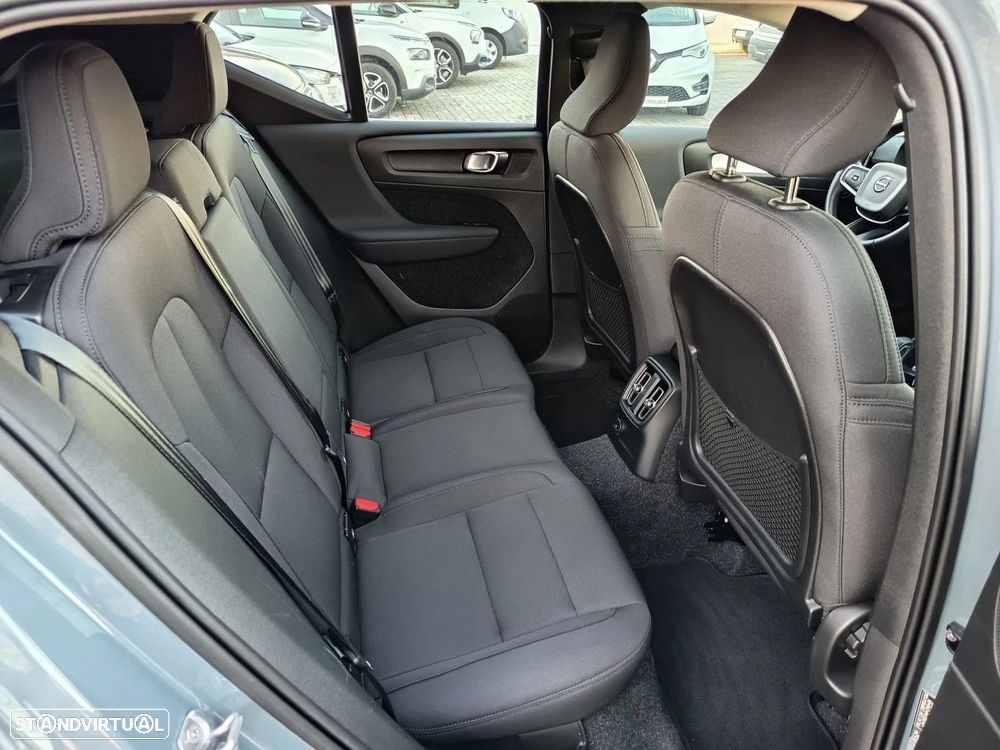 Volvo XC 40 1.5 T5 PHEV Momentum Plus - 13