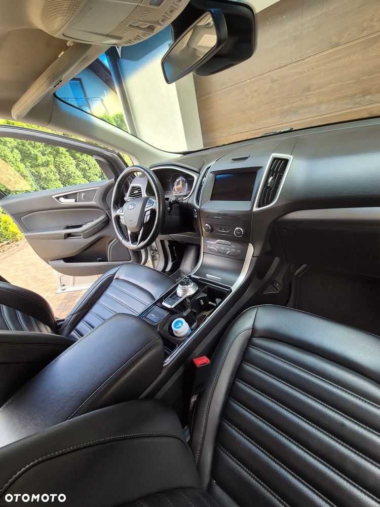 Ford Edge - 10