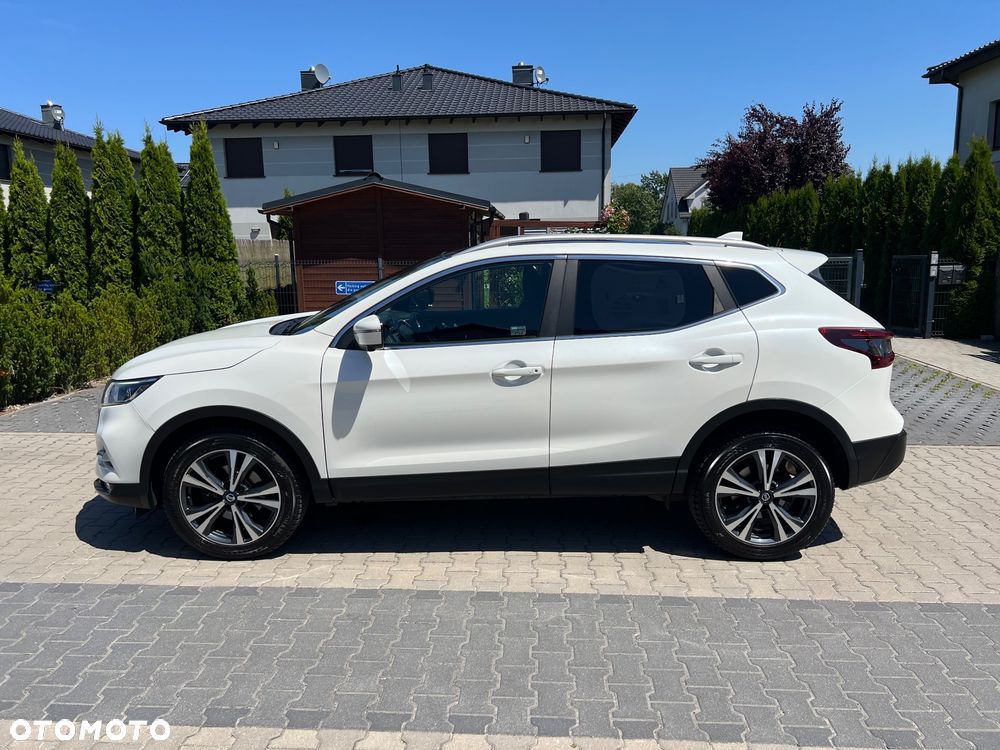 Nissan Qashqai 1.3 DIG-T N-Connecta DCT - 5