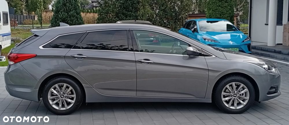 Hyundai i40 Kombi 1.7 CRDi Premium - 9