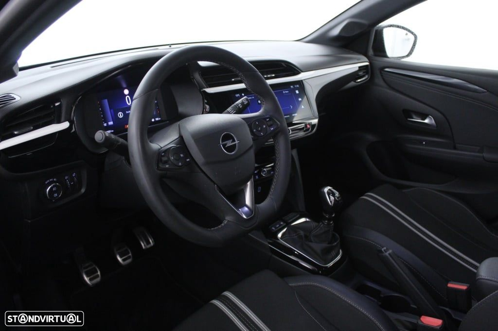 Opel Corsa 1.2 T GS - 21