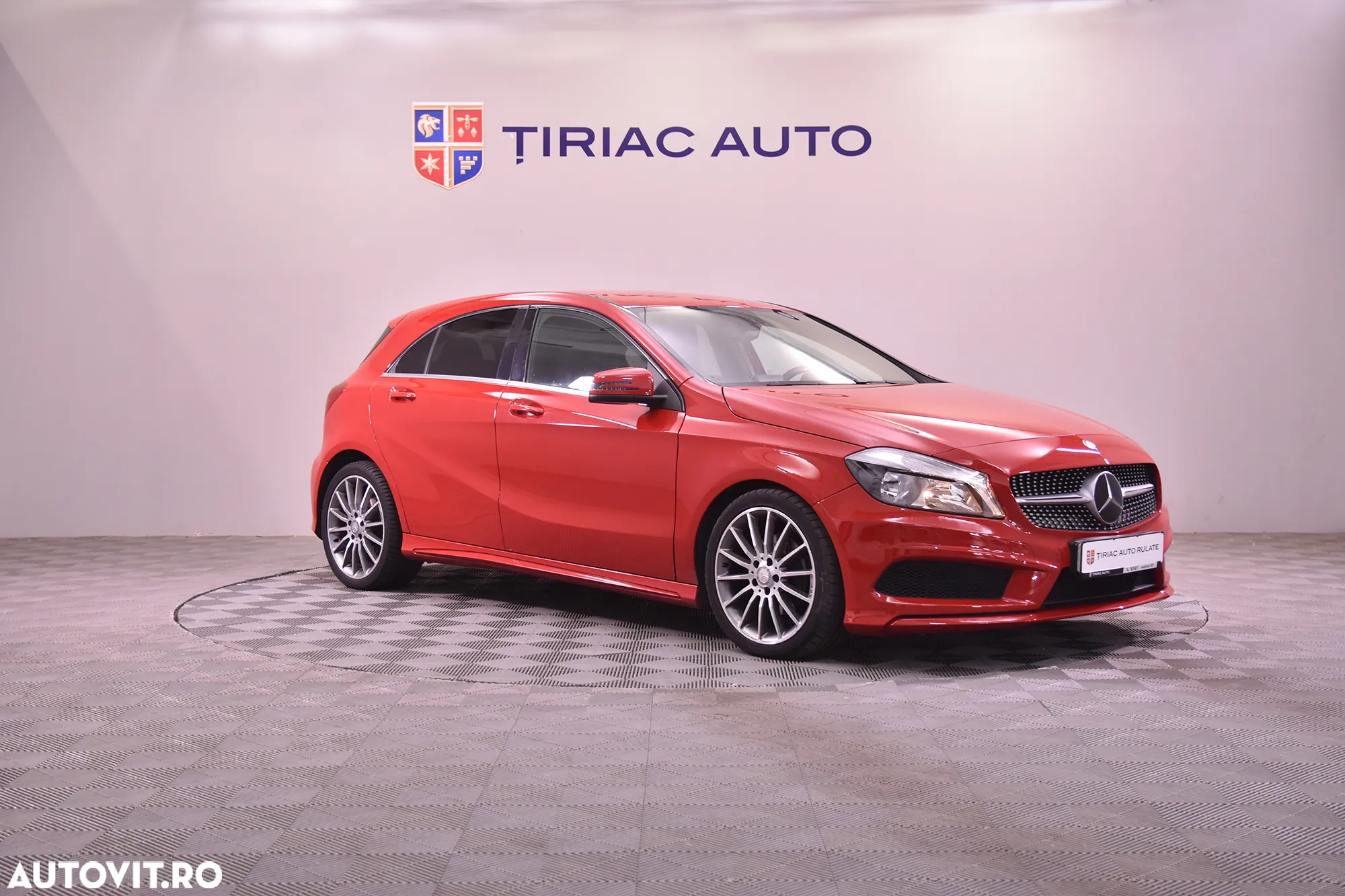 Mercedes-Benz A 180 AMG Line - 7