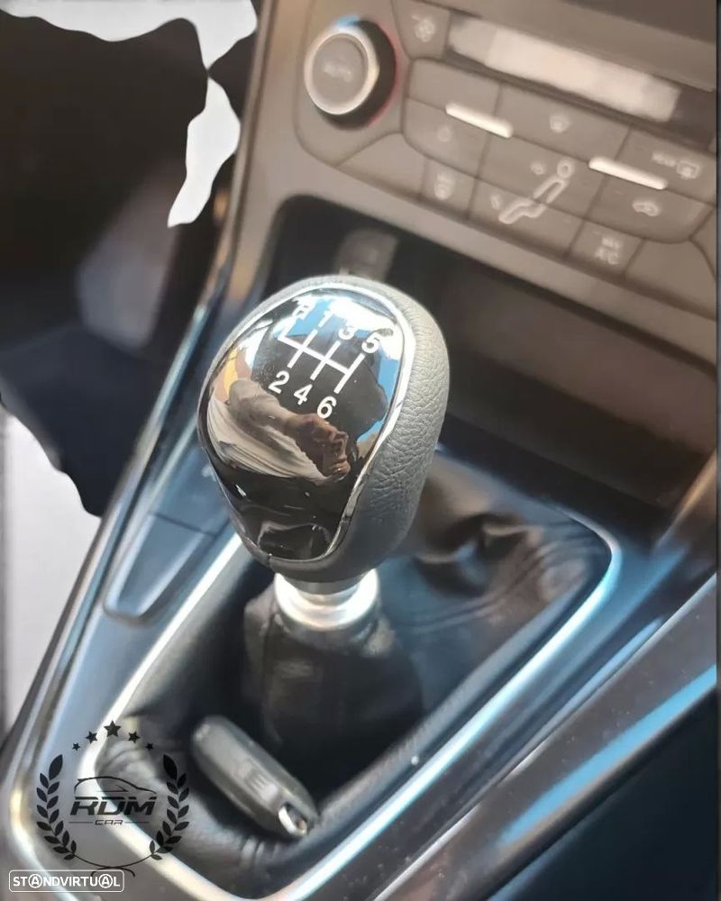 Ford Focus 1.0 EcoBoost Titanium - 10