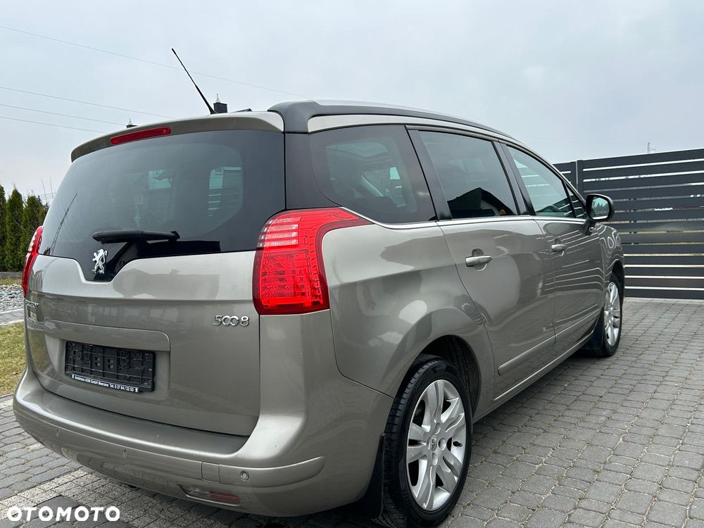 Peugeot 5008 155 THP Automatik Allure - 14