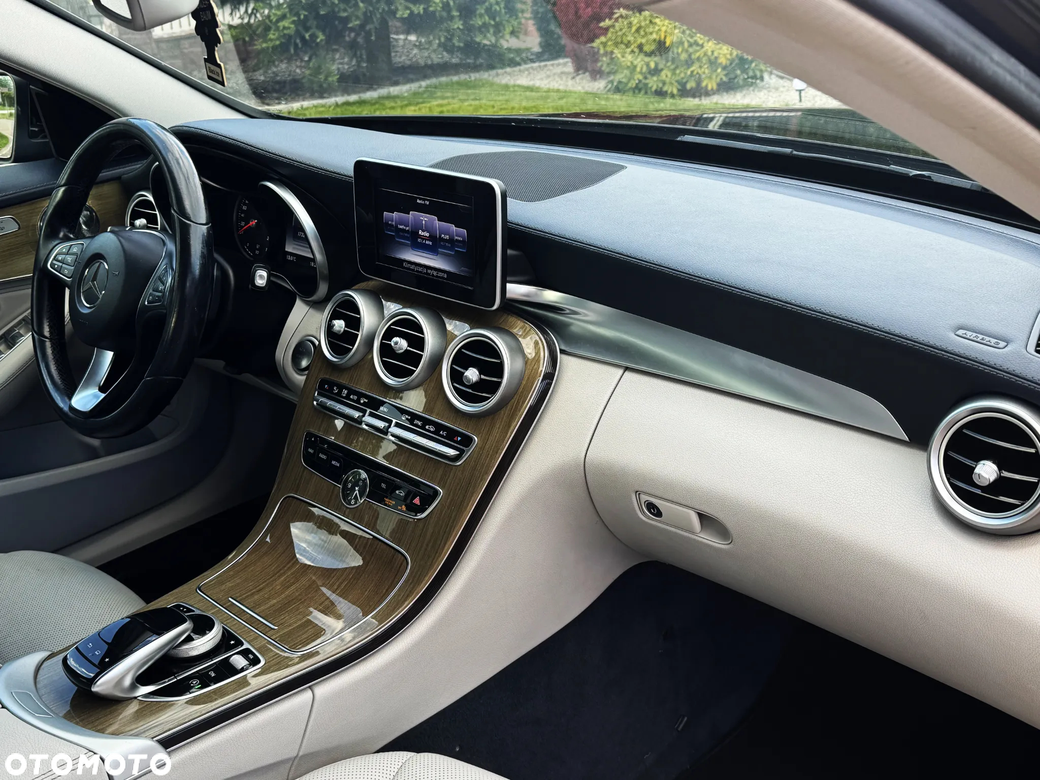 Mercedes-Benz Klasa C 250 7G-TRONIC - 39