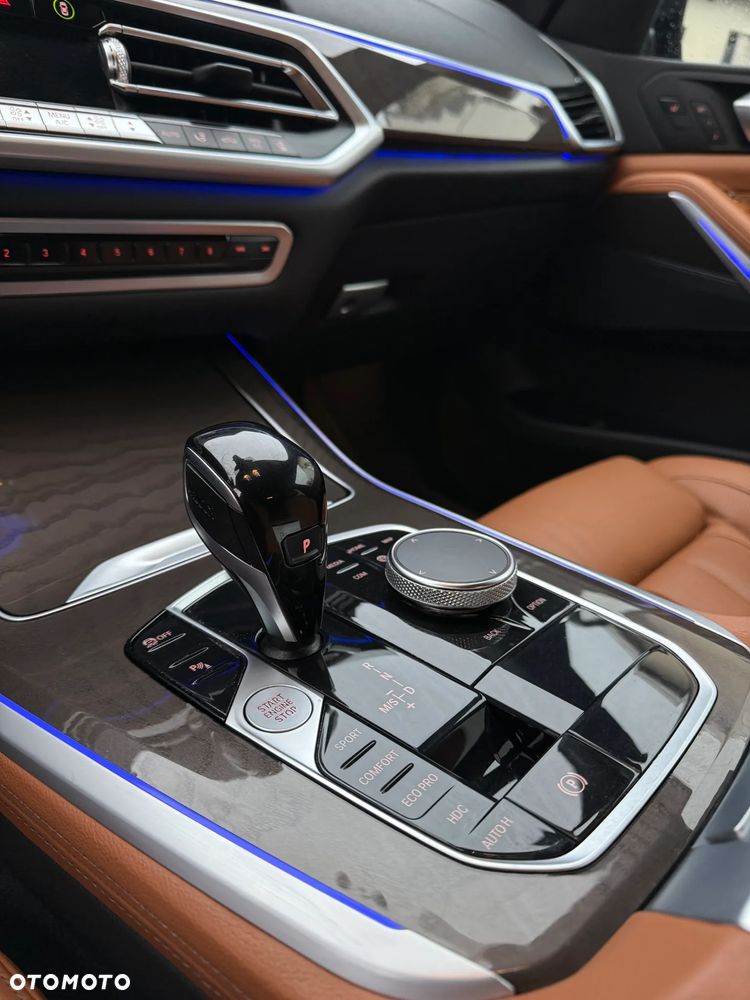 BMW X5 xDrive30d - 13