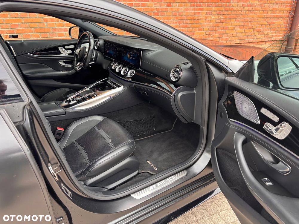 Mercedes-Benz AMG GT 43 4-Matic+ - 16