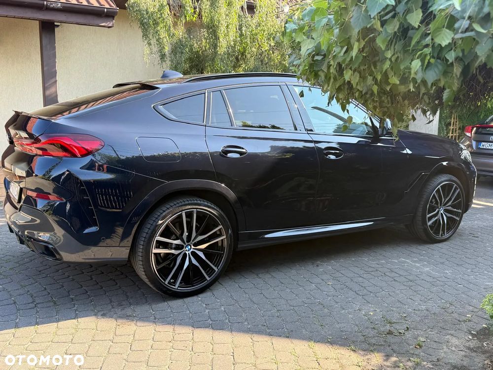 BMW X6 - 12