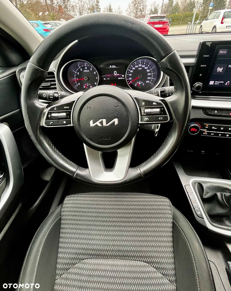 Kia Ceed 1.5 T-GDI L - 12